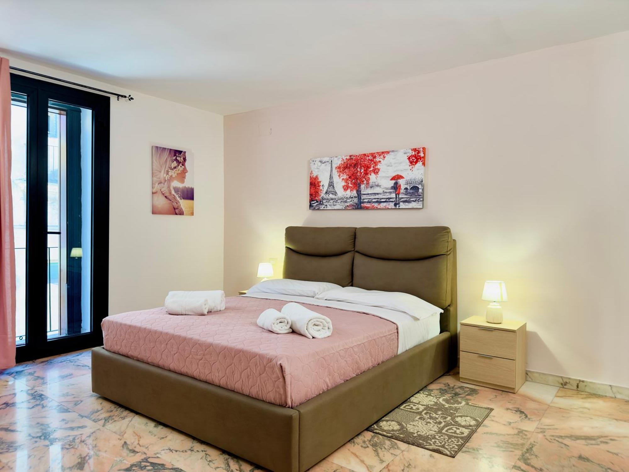 Unique Rooms In Centro Citta Bagno Privato E Climatizzatore Ragusa Esterno foto